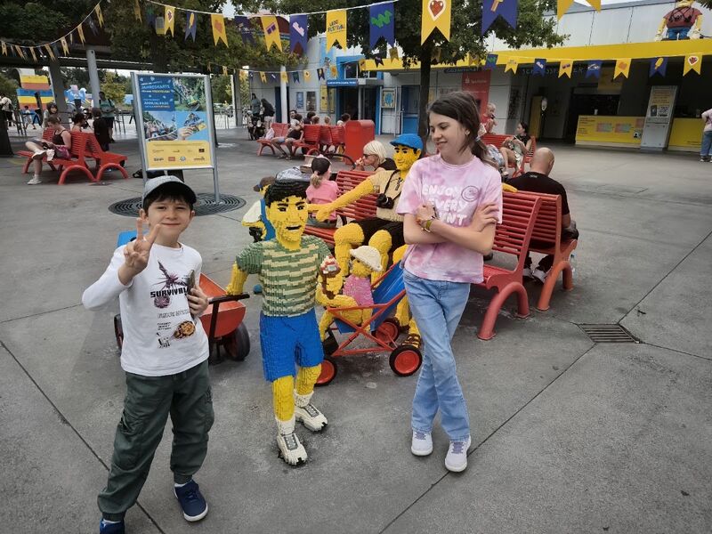 File:Trip Berlin Album 19.jpg