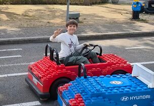 Miniland detail — Thu 6 Aug